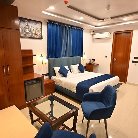 דלהי Hotel Down Town Paschim Vihar מראה חיצוני תמונה