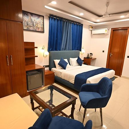 דלהי Hotel Down Town Paschim Vihar מראה חיצוני תמונה