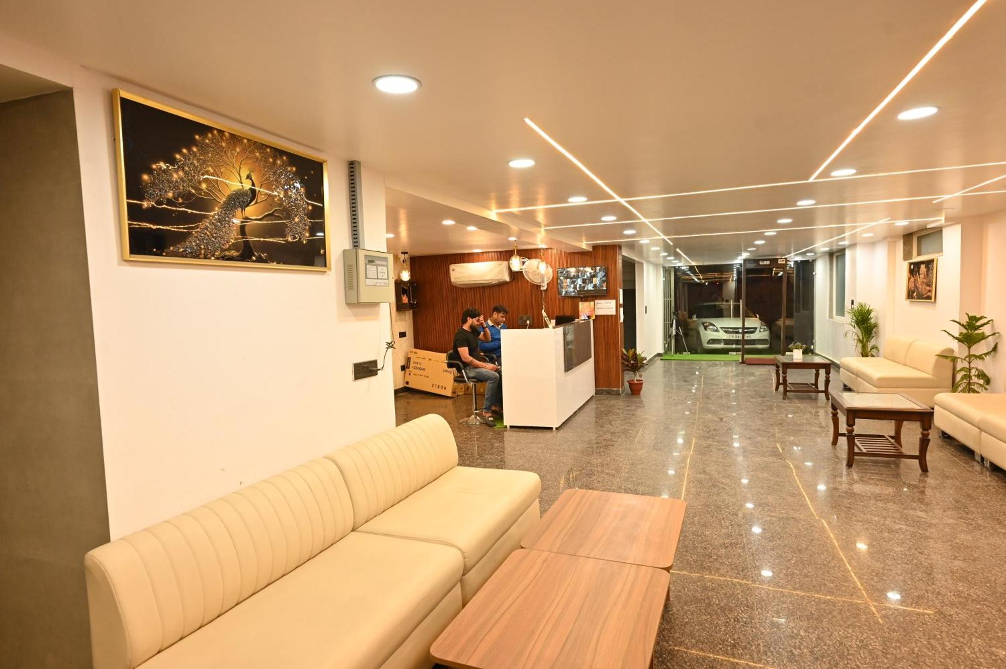 דלהי Hotel Down Town Paschim Vihar מראה חיצוני תמונה