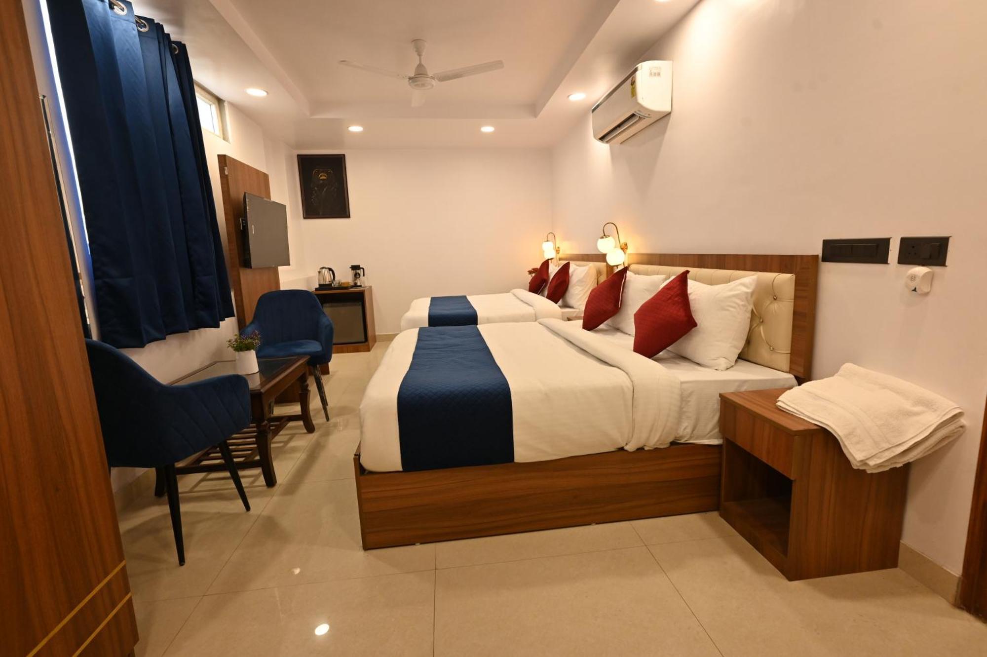 דלהי Hotel Down Town Paschim Vihar מראה חיצוני תמונה