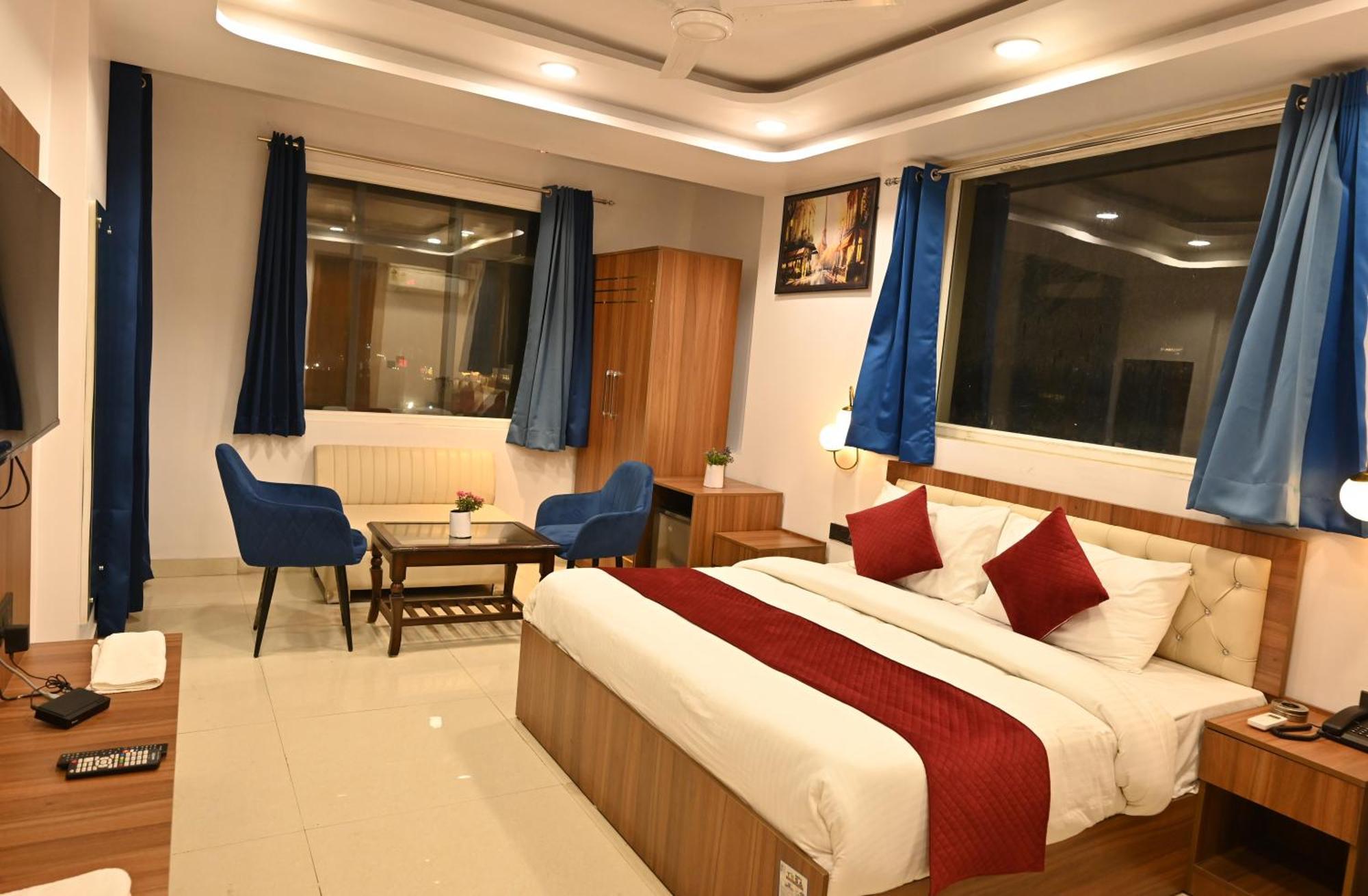 דלהי Hotel Down Town Paschim Vihar מראה חיצוני תמונה